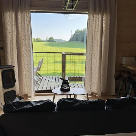 Treetop Tiny House Pod Korunami *