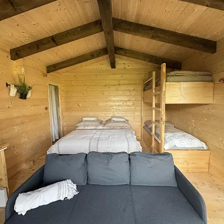 Treetop Tiny House Pod Korunami * Horna Micina