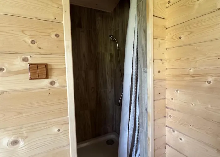 Treetop Tiny House Pod Korunami * Horna Micina