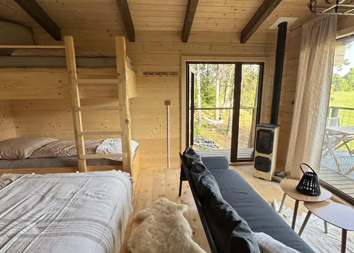 Camping Treetop Tiny House Pod Korunami *